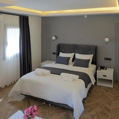 Oliva Mare מלון 3*